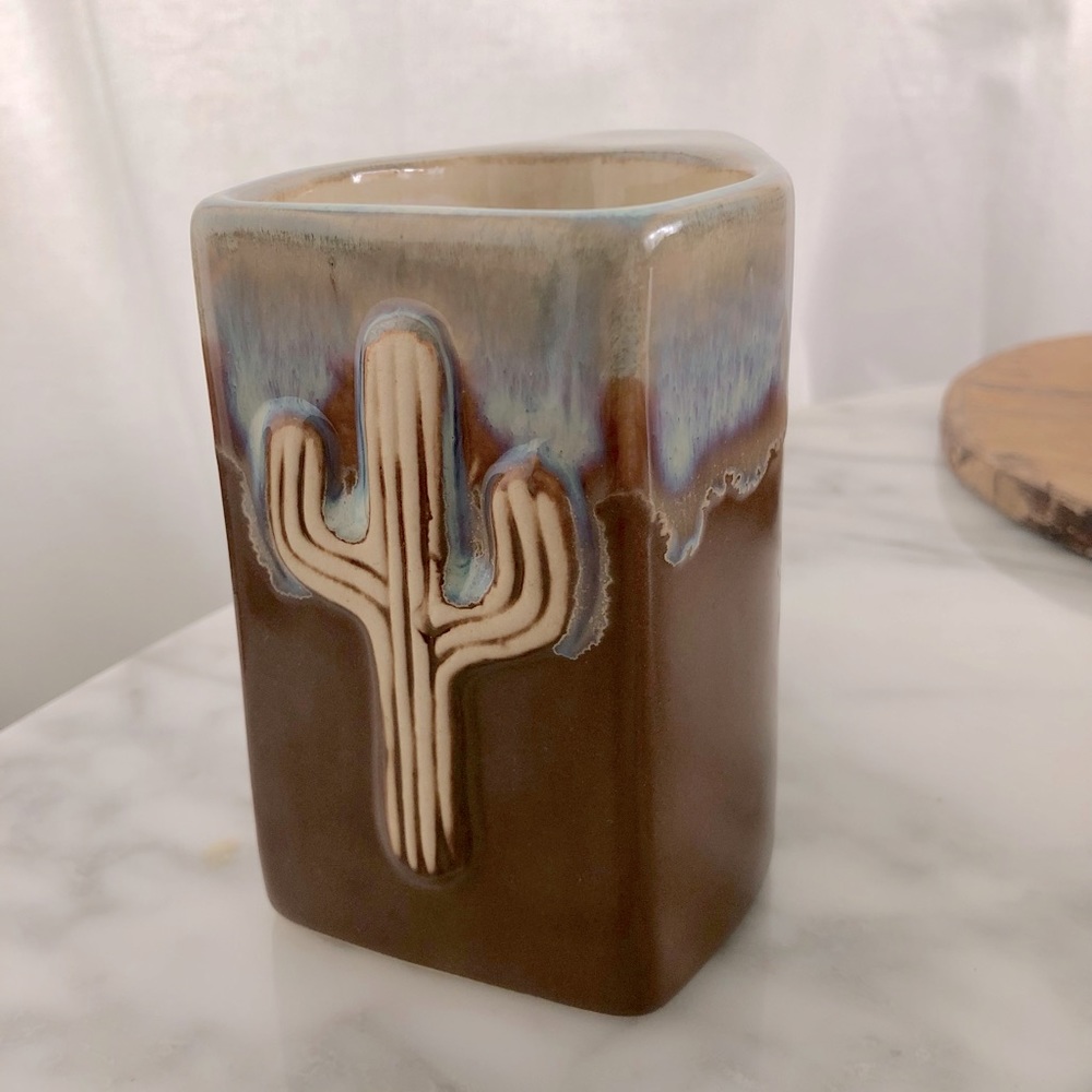 Vintage Southwestern Ceramic Cactus Desert Coffee Mug Cup with Handle
